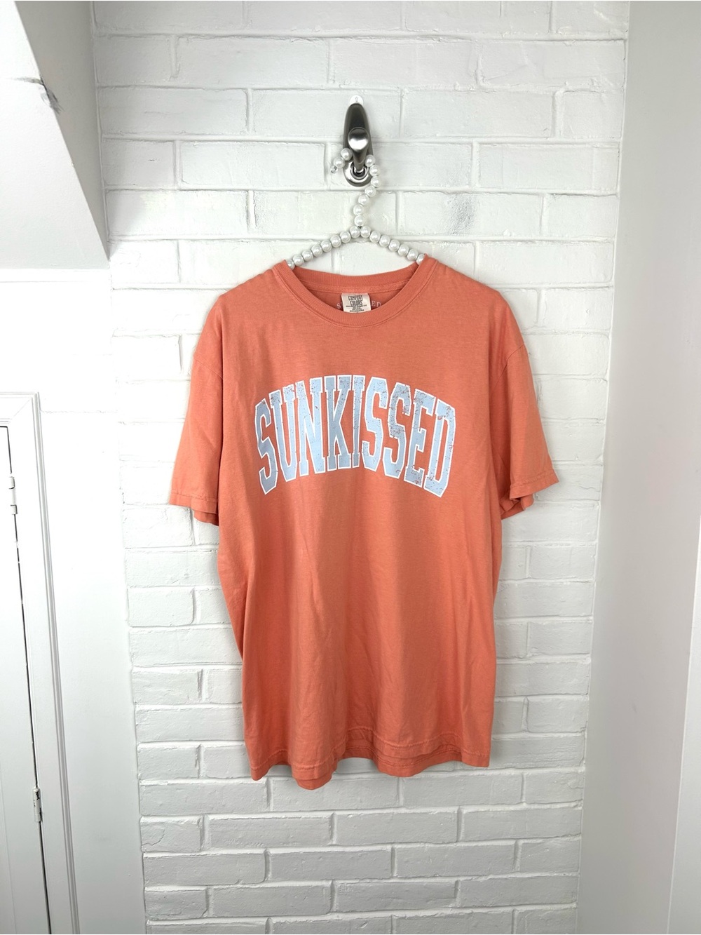 Sunkissed Coconut Orange Logo Tee Size L